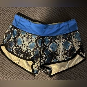 Lululemon Speed Up Low-Rise 2.5” Lined Shorts